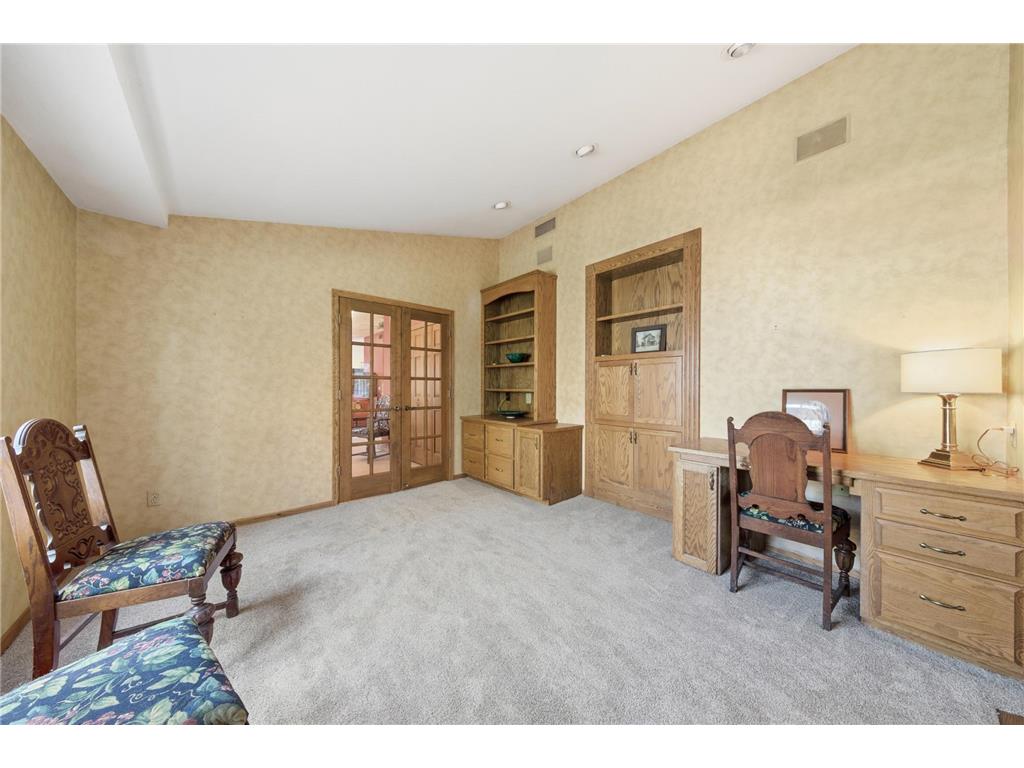 1708 Kerry Lane Woodbury MN 55125 6782564 image15