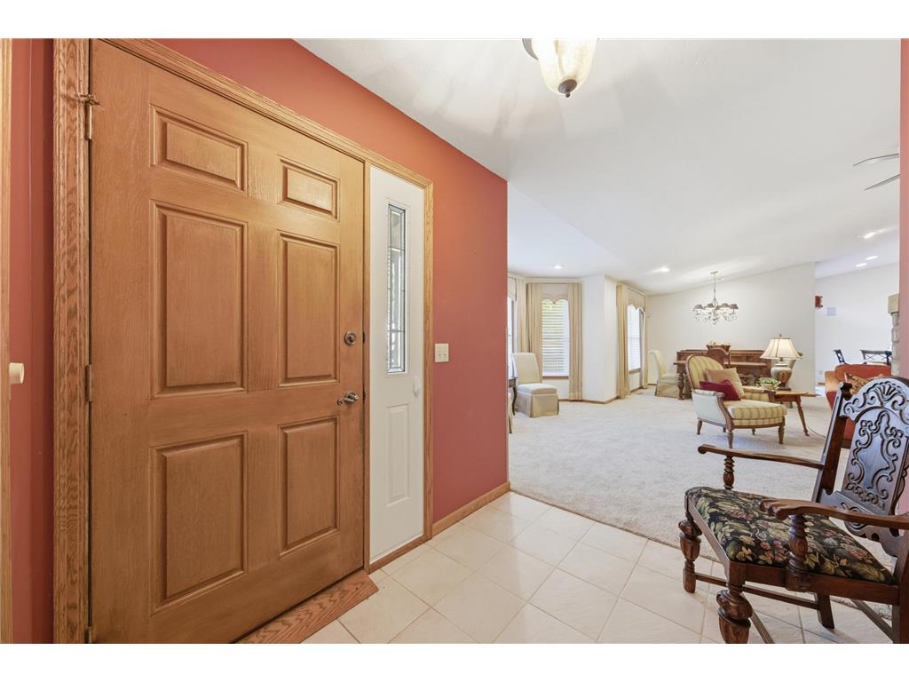 1708 Kerry Lane Woodbury MN 55125 6782564 image16