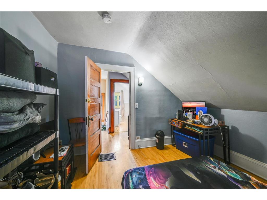 1708 Minnehaha Avenue E Saint Paul MN 55106 7015943 image12
