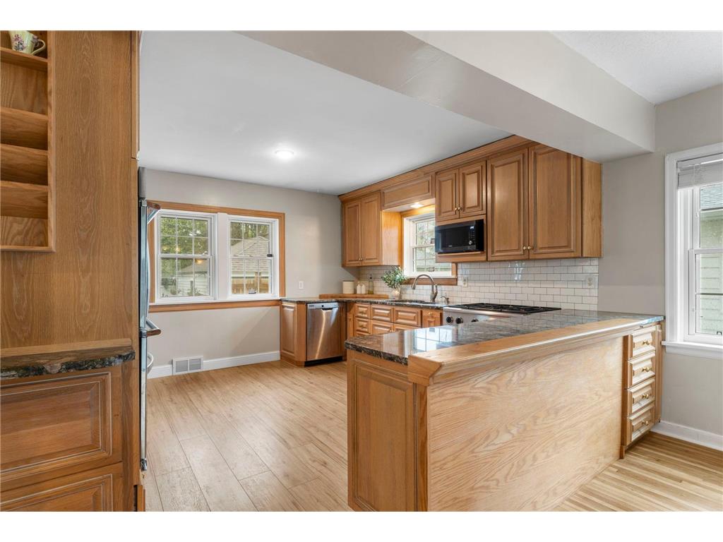 1708 W 5th Street Red Wing MN 55066 7061946 image17