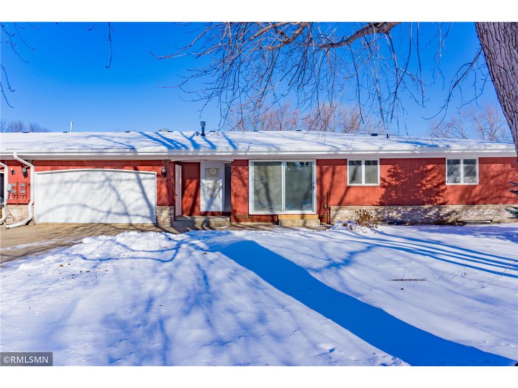 1709 10th Avenue W, Shakopee, MN, 55379 MLS 6313772 Edina Realty