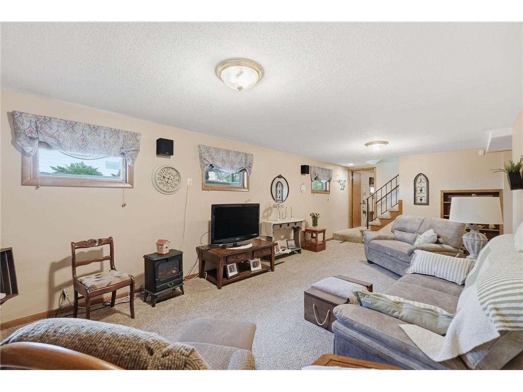 1709 6th Street SW Willmar MN 56201 7082843 image29