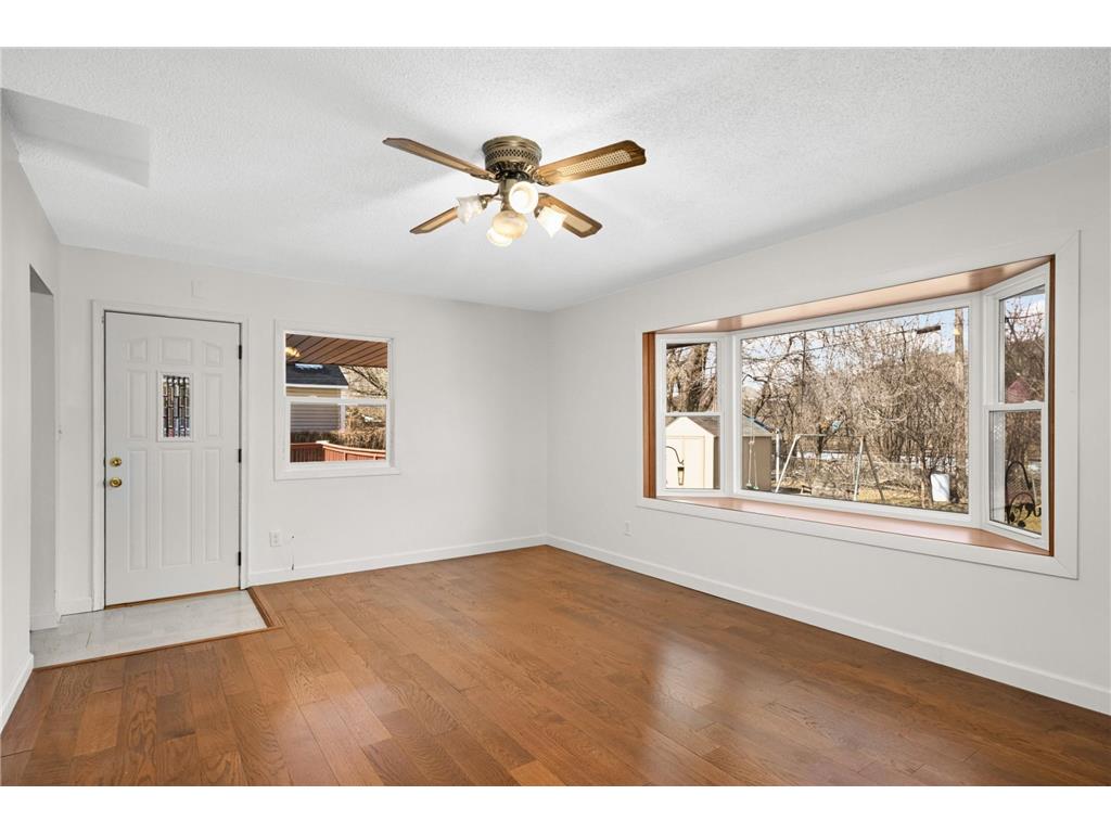 1709 Field Avenue Saint Paul MN 55116 7039448 image11