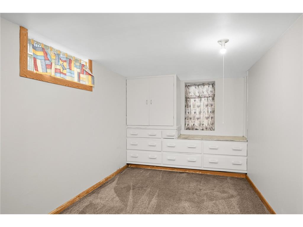 1709 Field Avenue Saint Paul MN 55116 7039448 image14