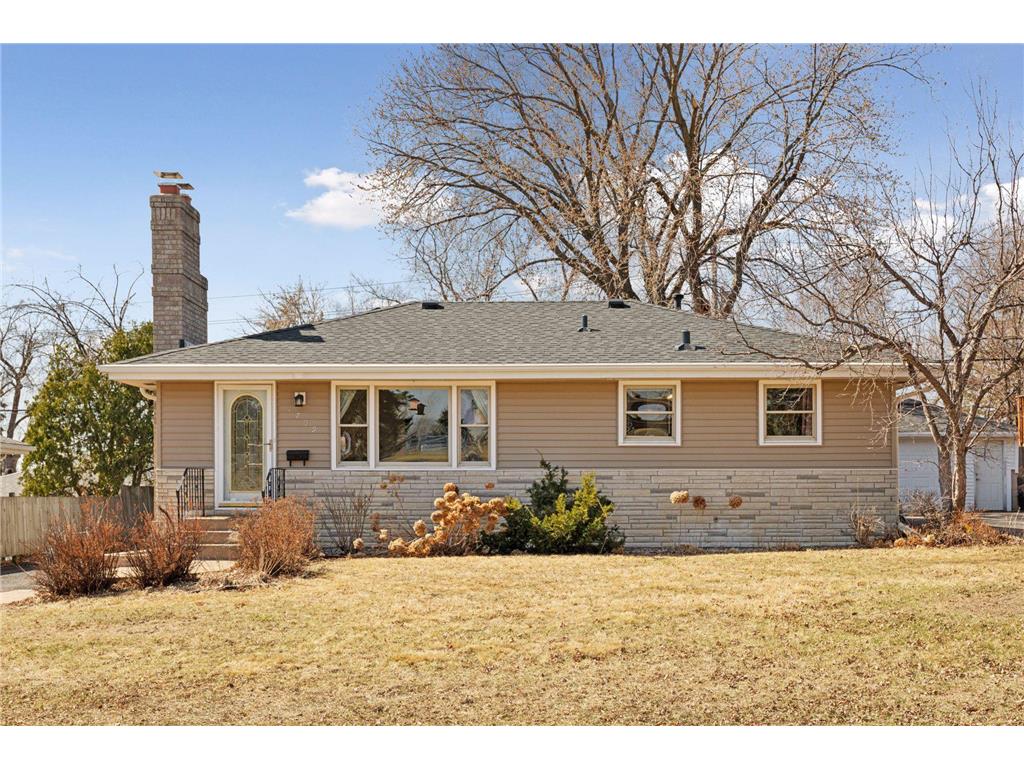 1709 Independence Avenue N Golden Valley MN 55427 6678538 image1