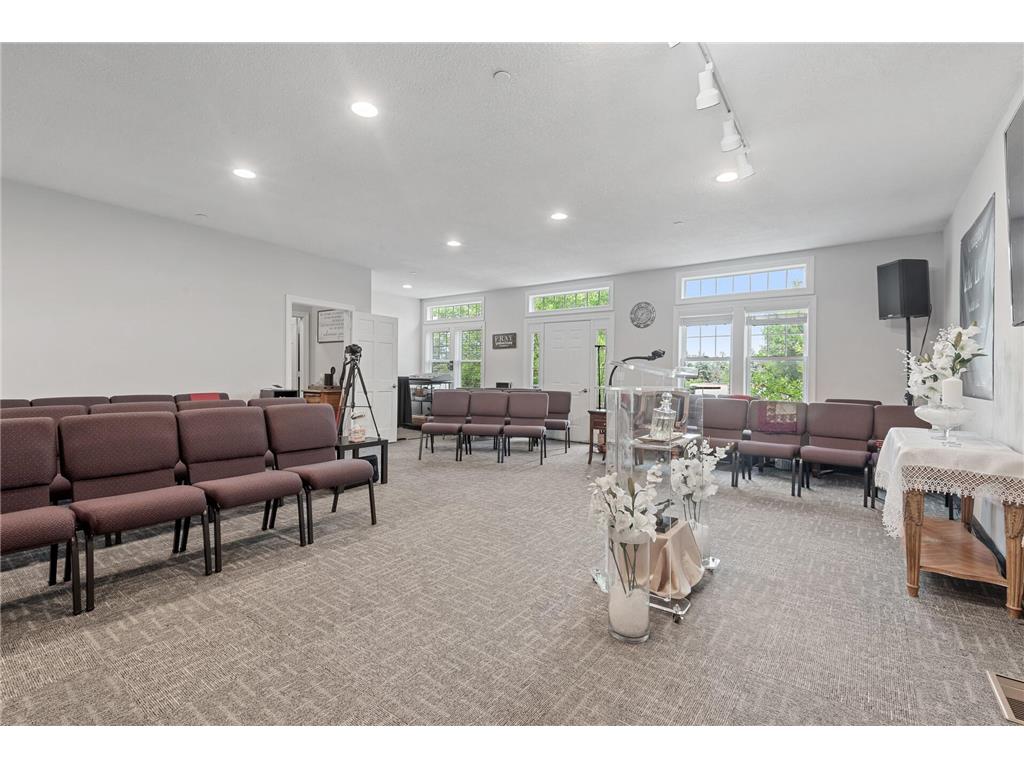 1709 Southcross Drive W Burnsville MN 55306 6817660 image11