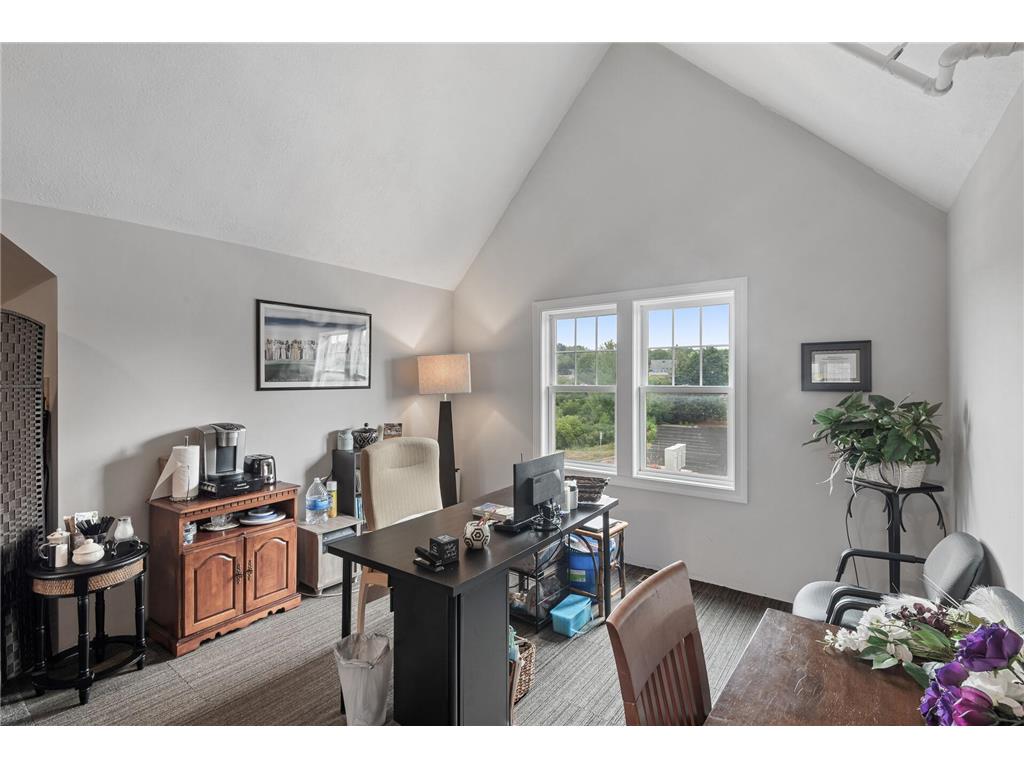 1709 Southcross Drive W Burnsville MN 55306 6817660 image18