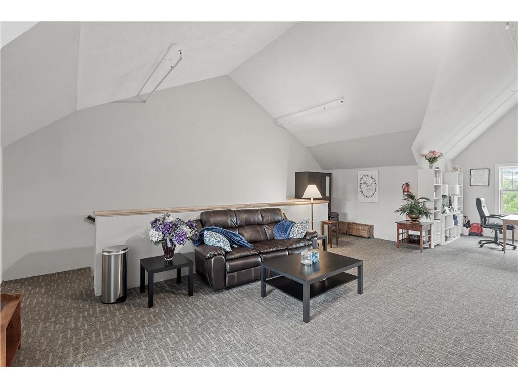 1709 Southcross Drive W Burnsville MN 55306 6817660 image21