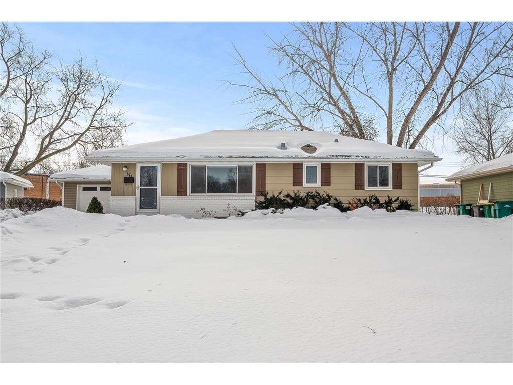 171 Maplewood Drive E, Bloomington, MN 55420 MLS 6325672 Edina Realty