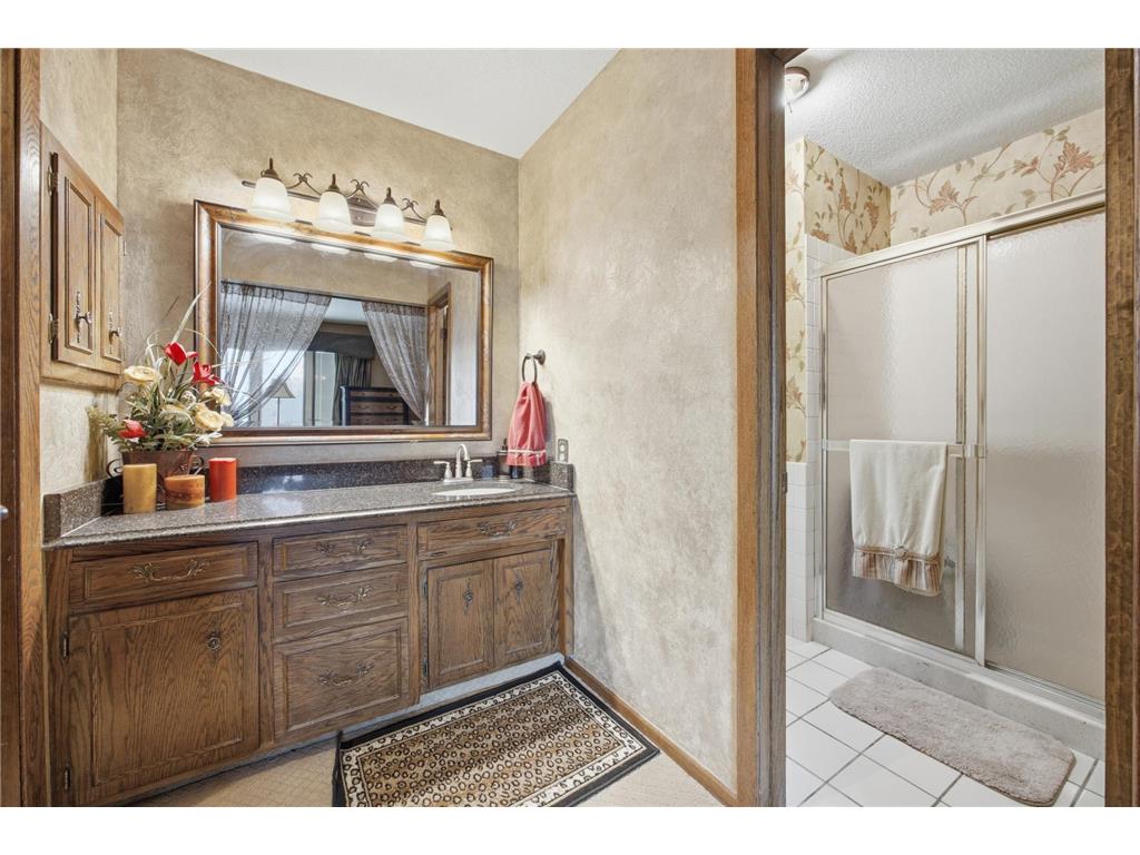171 N Woodcrest Drive N Fargo ND 58102 7068606 image20