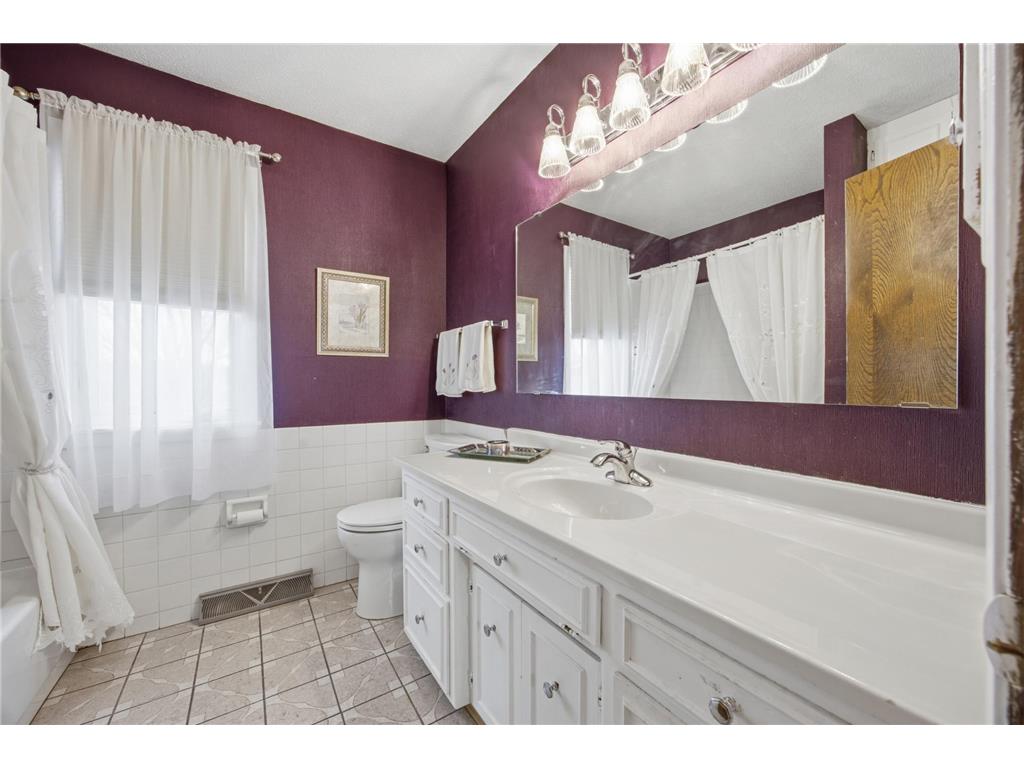 171 N Woodcrest Drive N Fargo ND 58102 7068606 image26