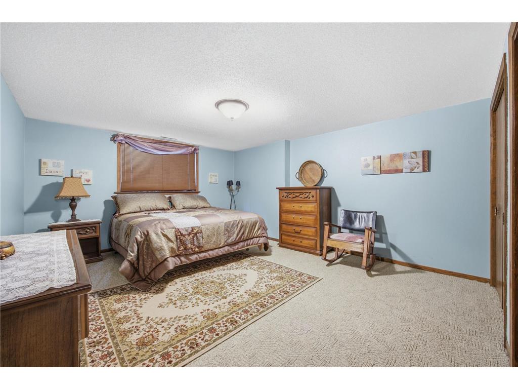 171 N Woodcrest Drive N Fargo ND 58102 7068606 image30