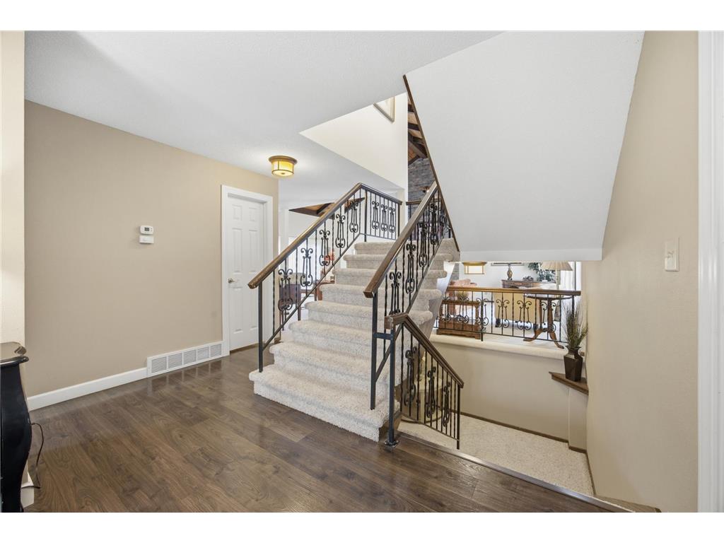 171 N Woodcrest Drive N Fargo ND 58102 7068606 image5