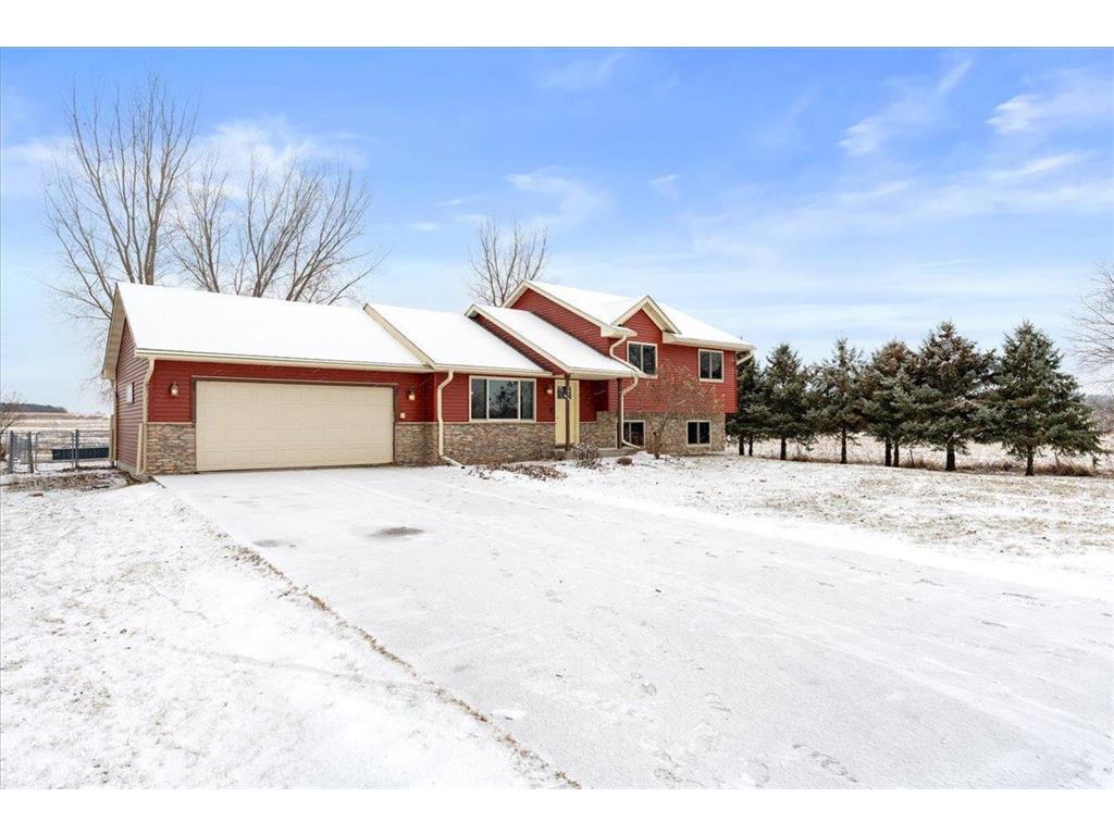 1710 Amsterdam Street Baldwin WI 54002 6646745 image1