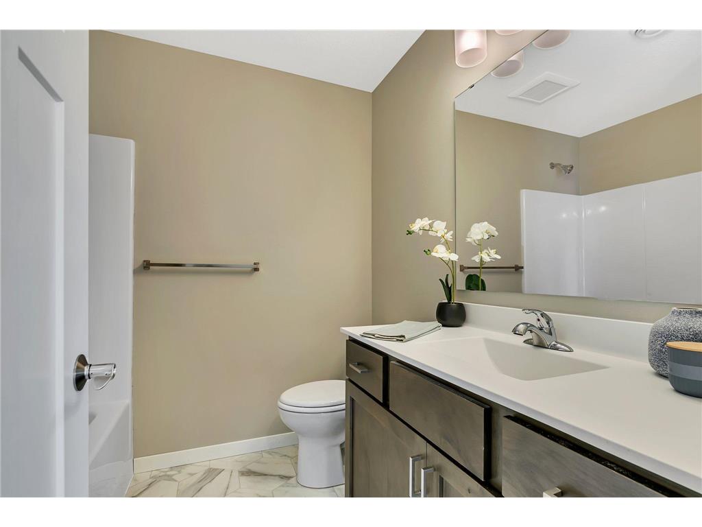 1710 Maple Leaf Lane Litchfield MN 55355 6804643 image13