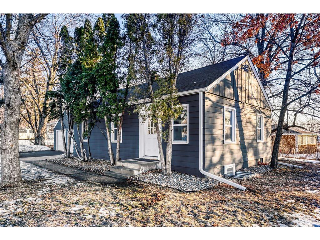 1710 Minnesota Lane N Plymouth MN 55447 - Parkers 7026377 image1