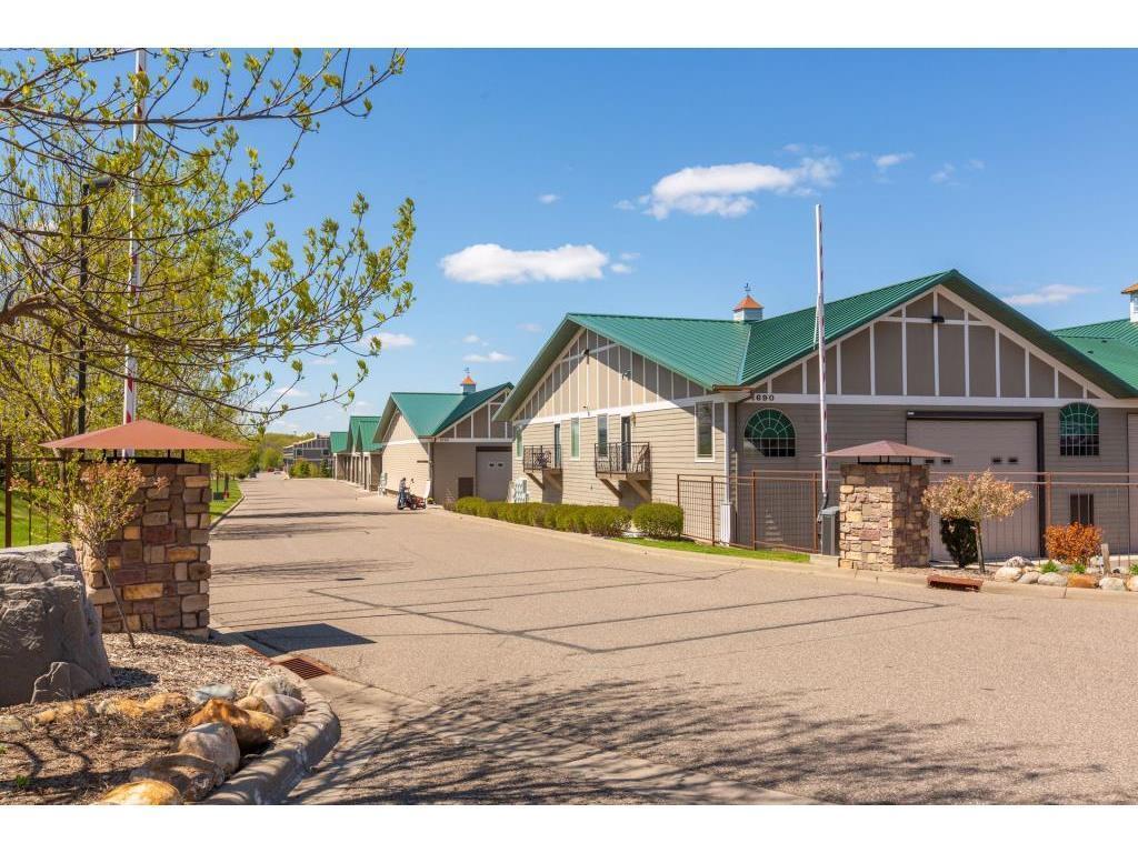 1710 Motorplex Court #D11 and D6 Chanhassen MN 55317 7000899 image1