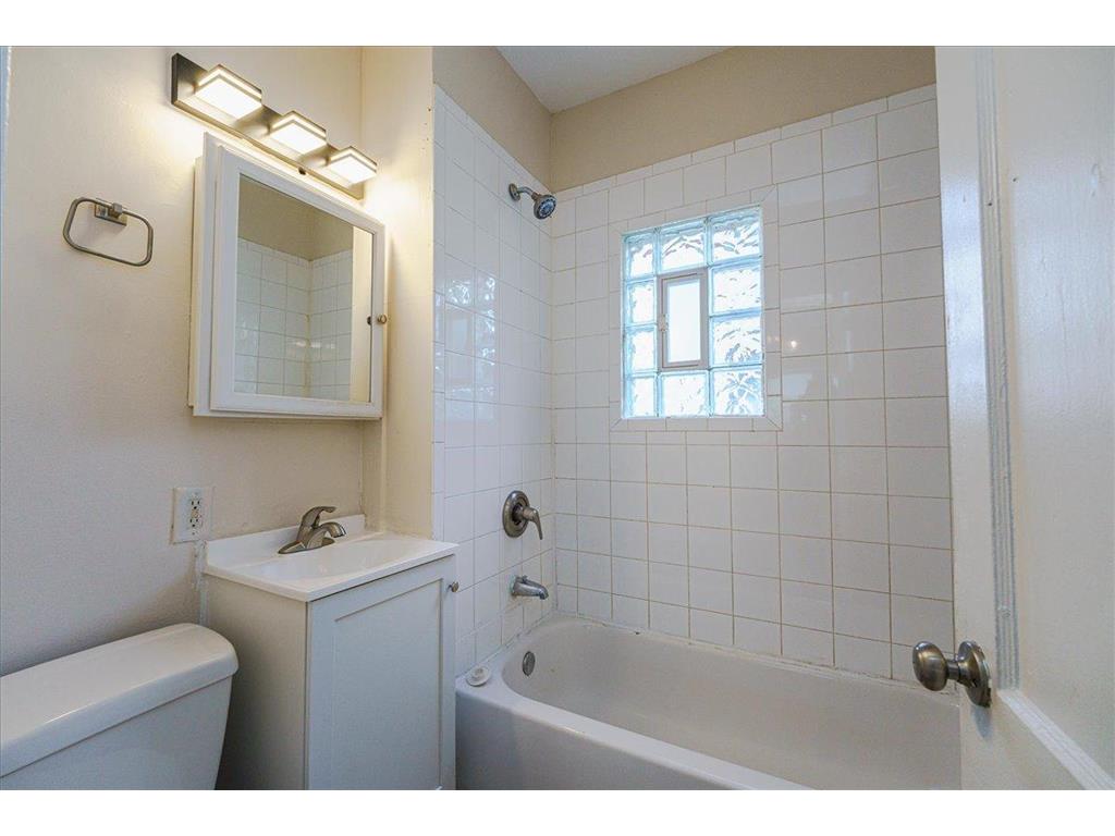 1710 N Newton Avenue N Minneapolis MN 55411 7109451 image15