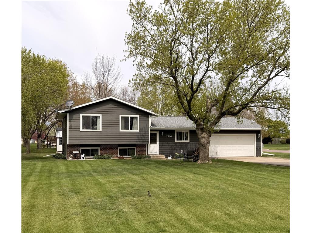 1710 River Road Windom MN 56101 7068304 image1