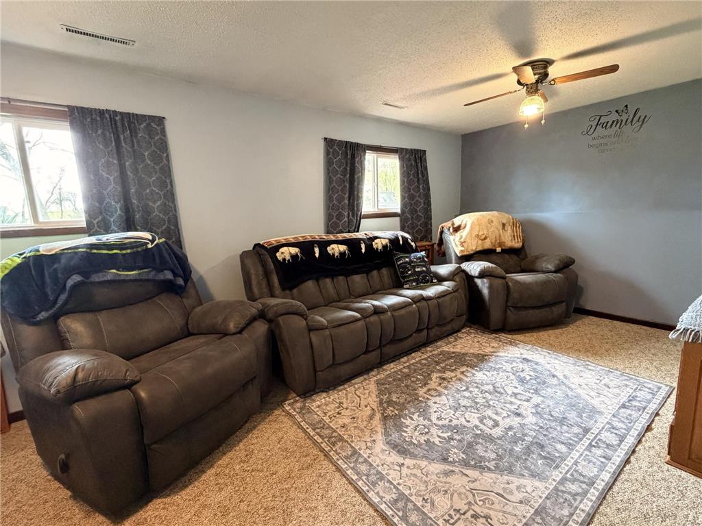 1710 River Road Windom MN 56101 7068304 image19