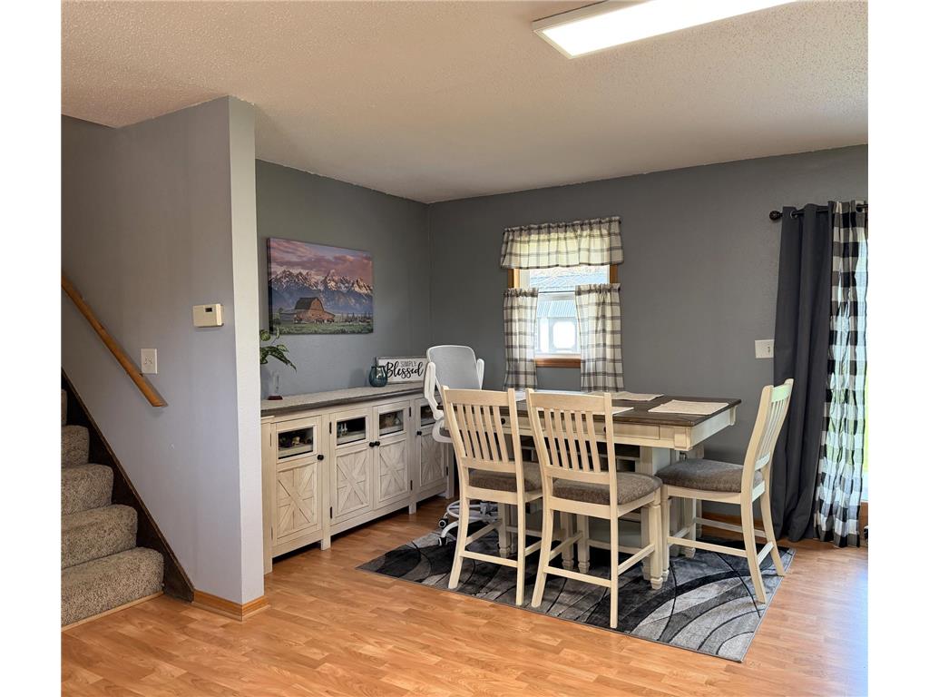 1710 River Road Windom MN 56101 7068304 image5
