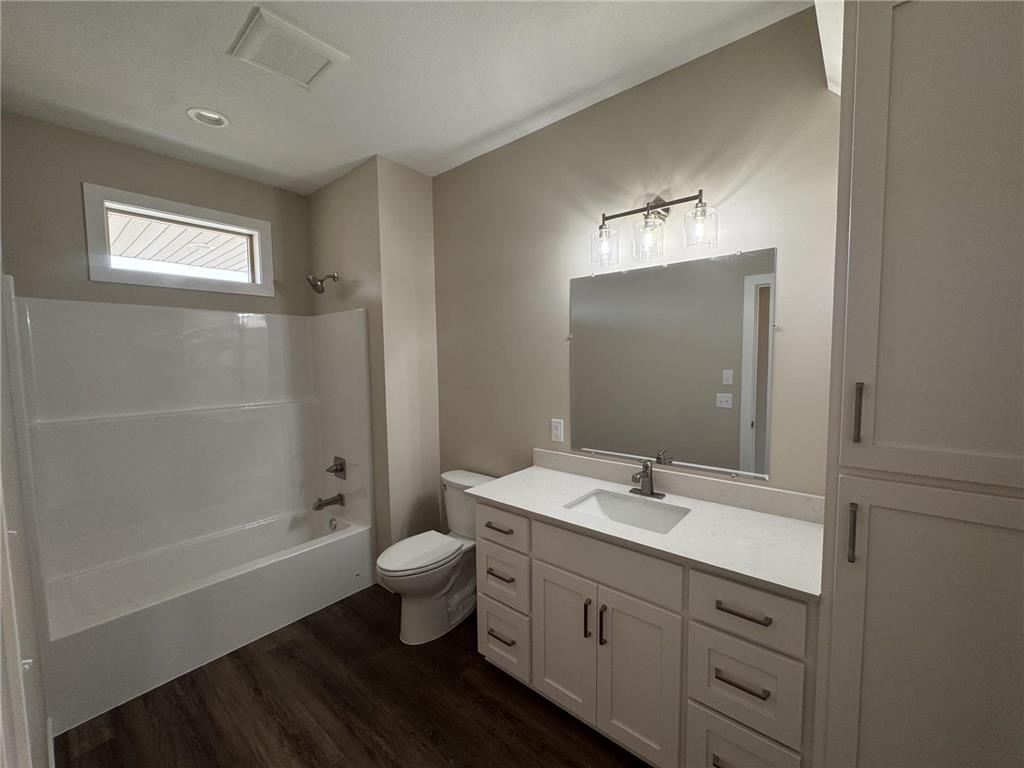 1710 Summer Lane NE Alexandria MN 56308 7064437 image10