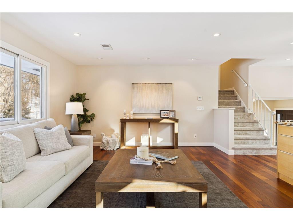 17100 Hampton Court Minnetonka MN 55345 7065530 image17