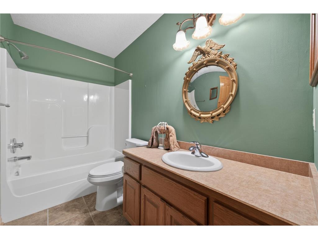 1711 140th Avenue NE Ham Lake MN 55304 7090369 image40
