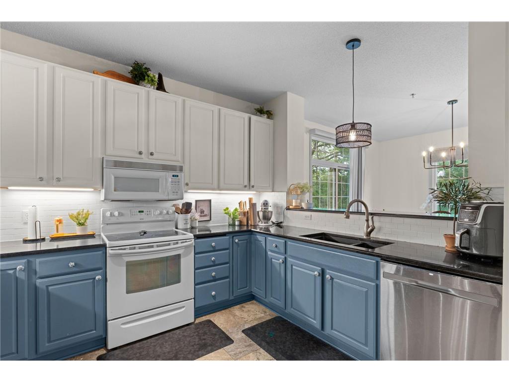 1711 Elm Street White Bear Lake MN 55110 7097309 image2