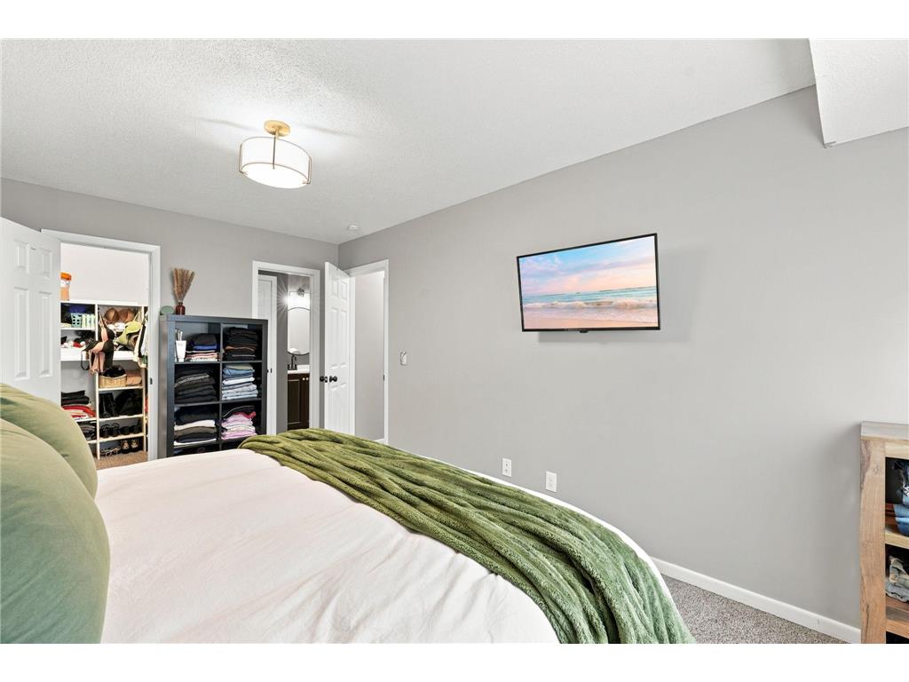 1711 Hickory Hill Drive Eagan MN 55122 7112437 image12