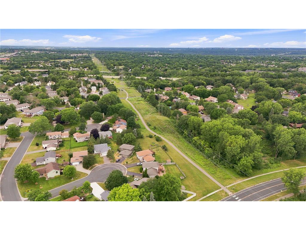 1711 Hickory Hill Drive Eagan MN 55122 7112437 image24