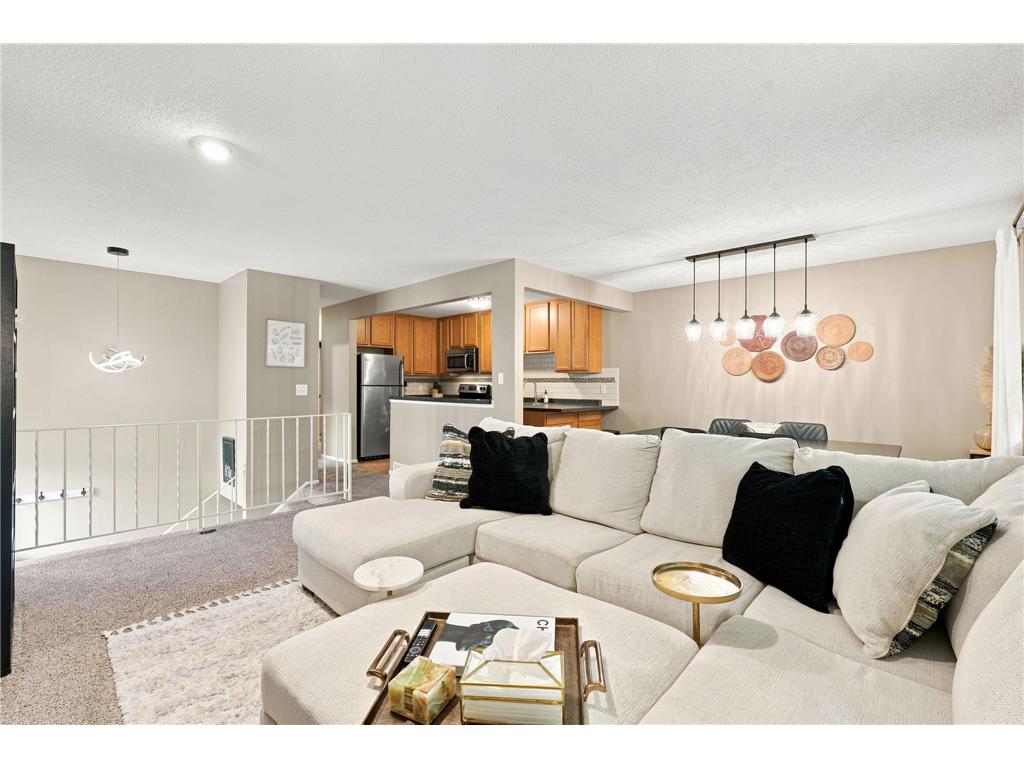1711 Hickory Hill Drive Eagan MN 55122 7112437 image4