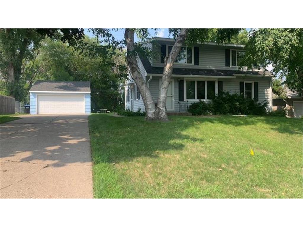 1711 Rose Place Roseville MN 55113 6415432 image1