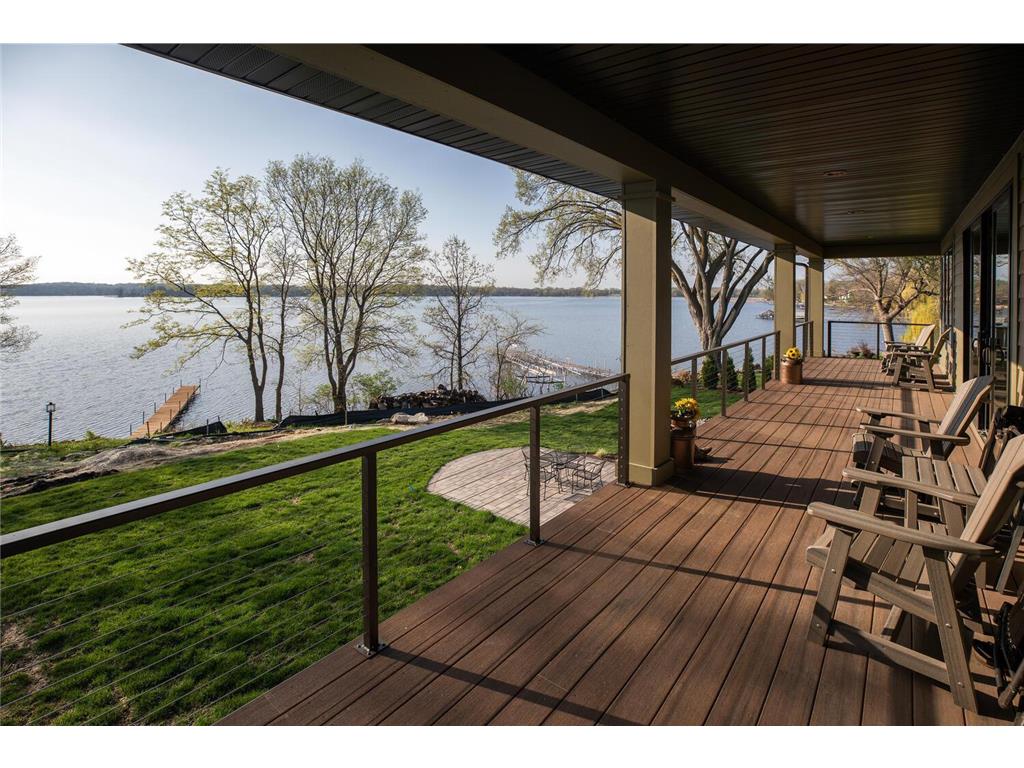 1711 Shoreline Boulevard Shakopee MN 55379 - Spring 6426679 image1