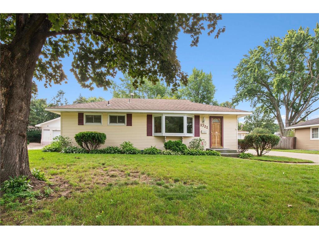 1711 W 84th Street Bloomington MN 55431 6578144 image1