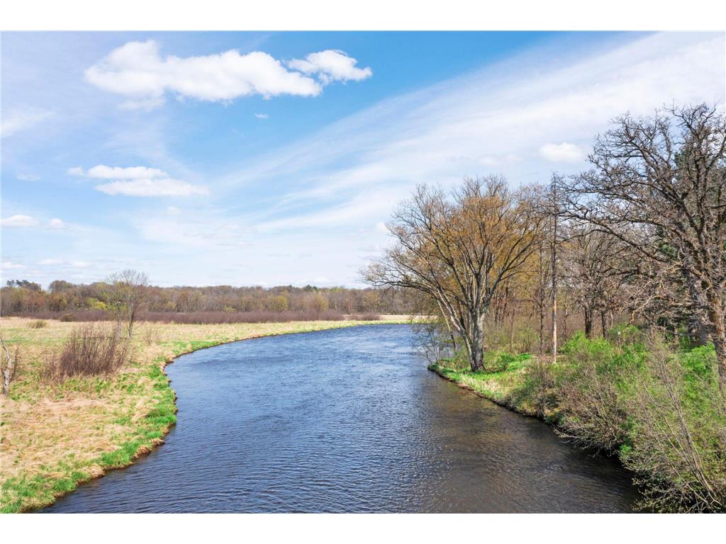 1711 W Church Road Alden Twp WI 54026 - Apple River 7069599 image101