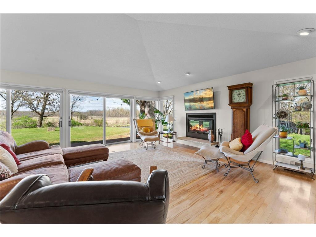 1711 W Church Road Alden Twp WI 54026 - Apple River 7069599 image9
