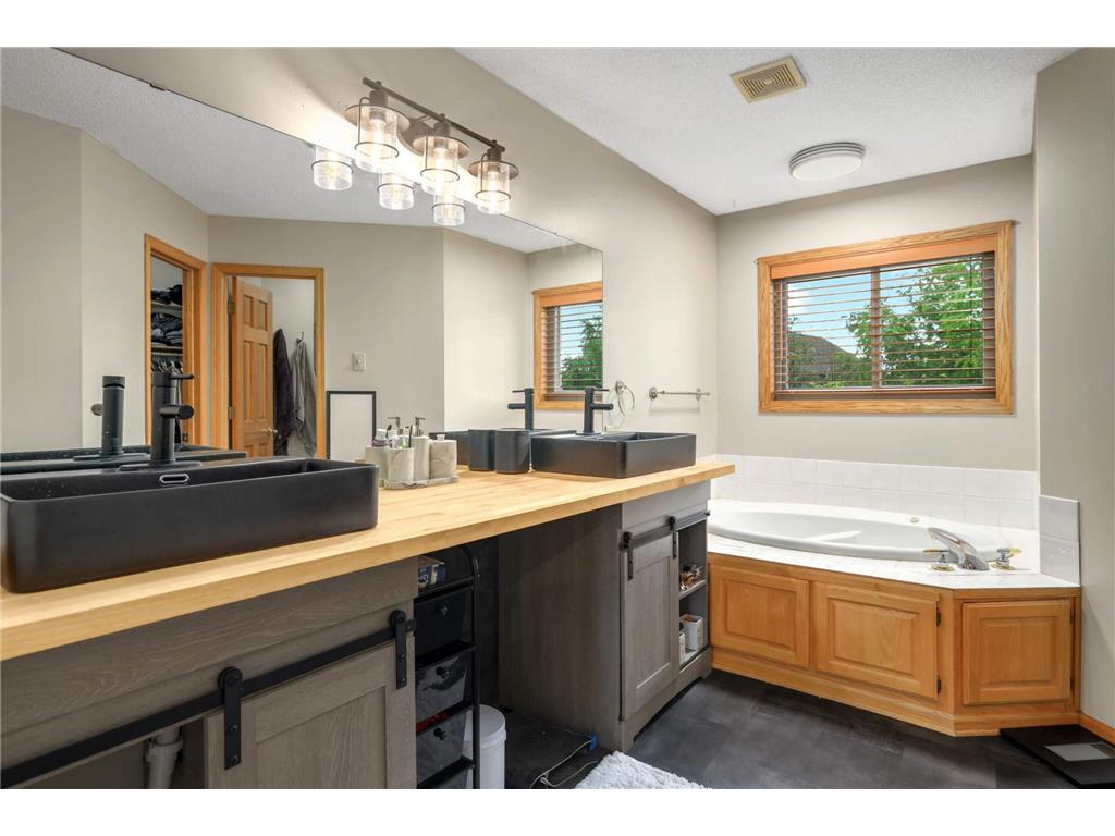 17116 81st Avenue N Maple Grove MN 55311 7079459 image9