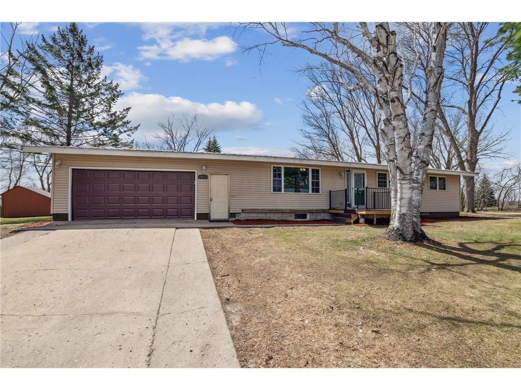 1712 9th Street E, Glencoe, MN, 55336 MLS 6354052 Edina Realty