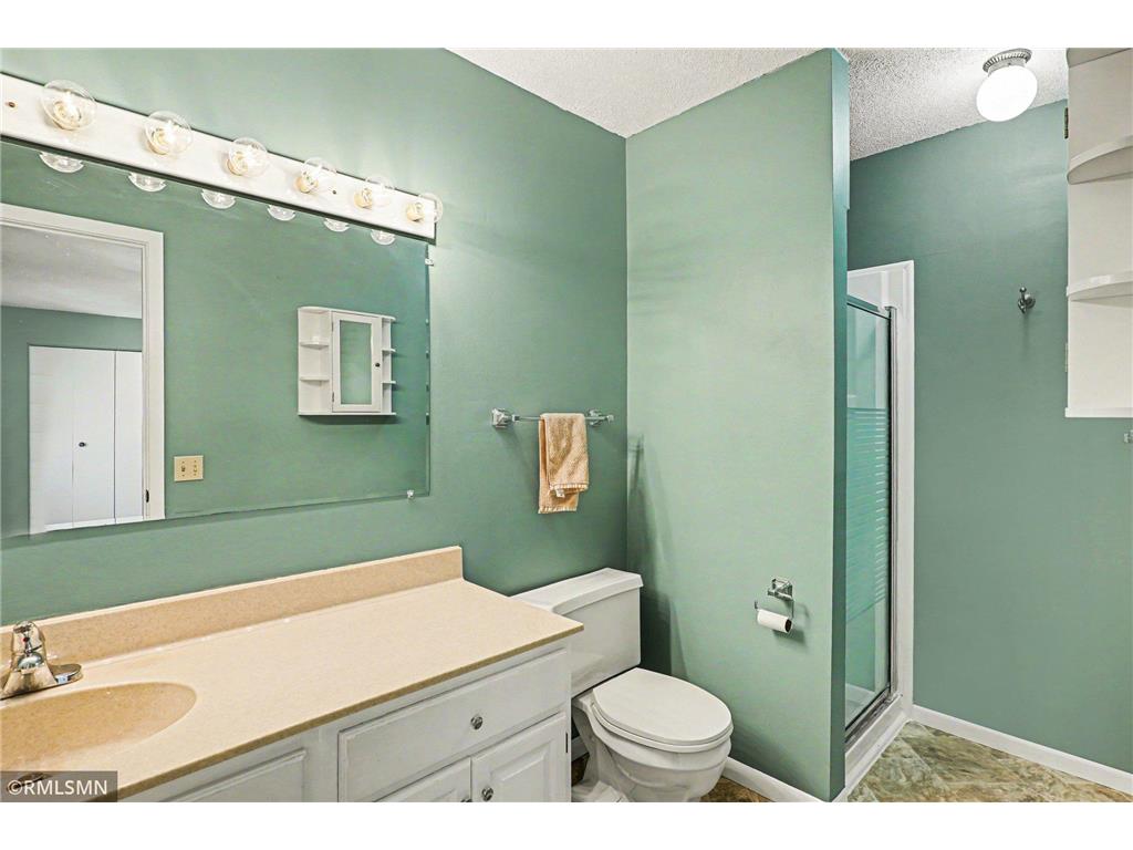 1712 James Court Burnsville MN 55337 7050937 image15