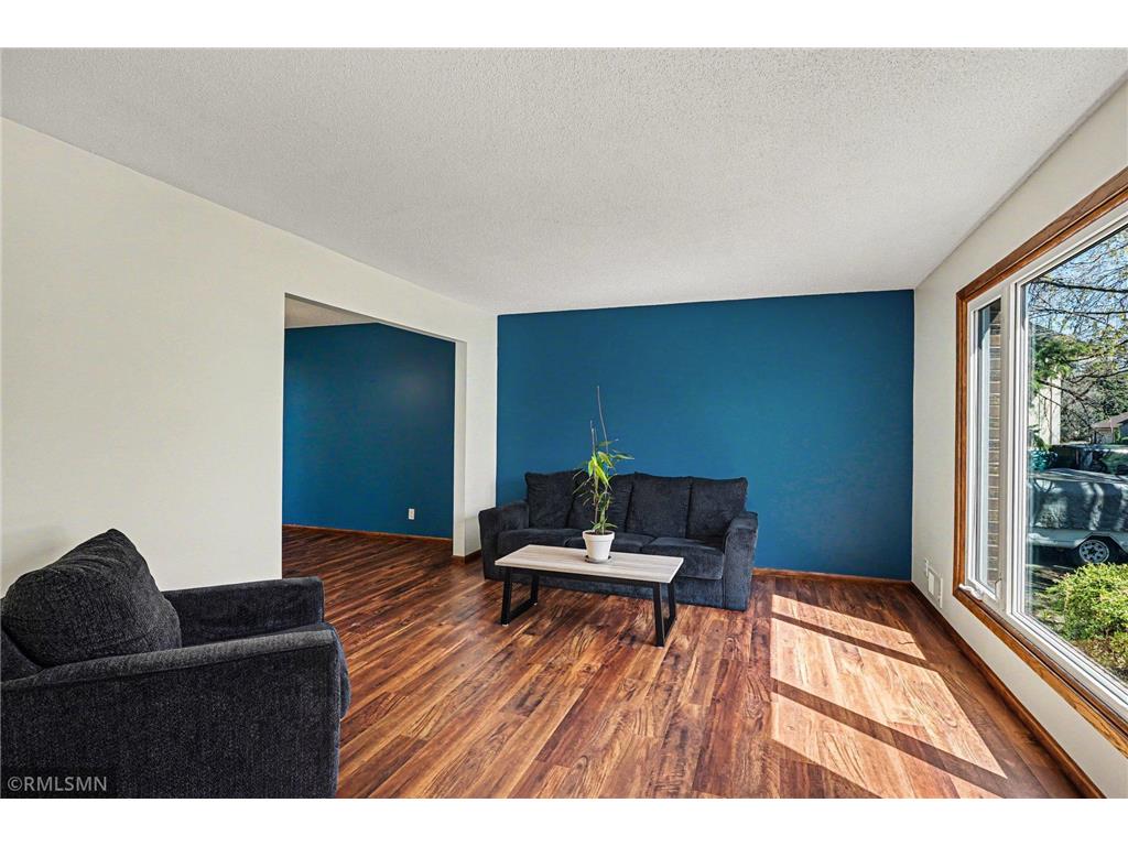 1712 James Court Burnsville MN 55337 7050937 image21