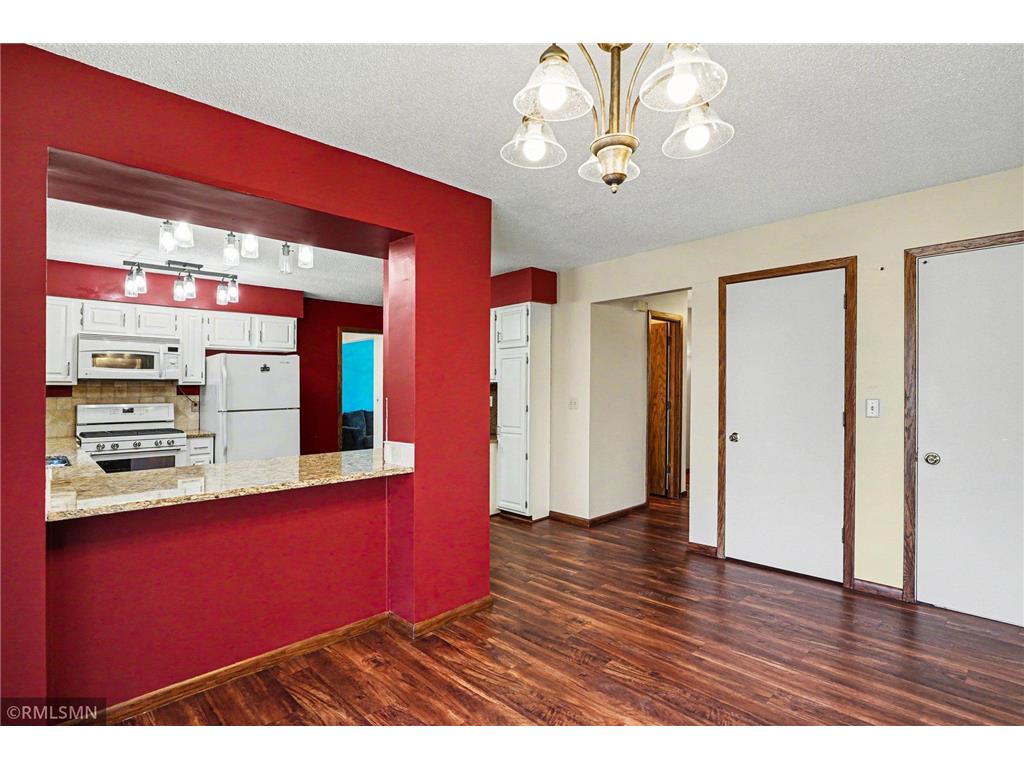 1712 James Court Burnsville MN 55337 7050937 image8