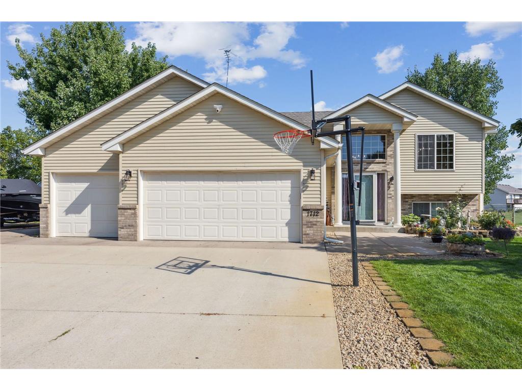 1712 Timberdoodle Drive Saint Cloud MN 56303 6420824 image1