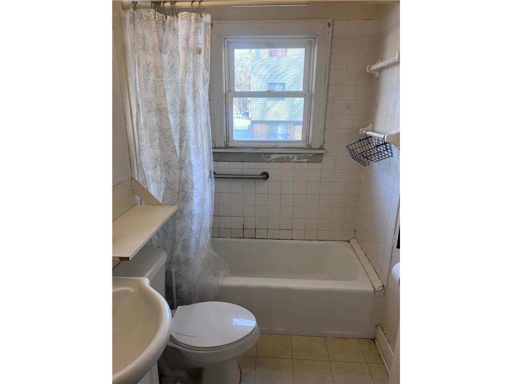 1712 University Drive SE Saint Cloud MN 56304 7002536 image10