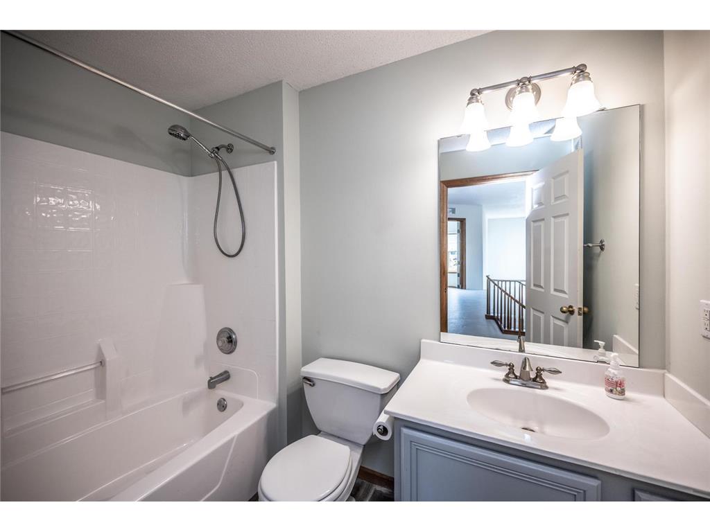 17120 Embers Avenue #208 Lakeville MN 55024 7082719 image23