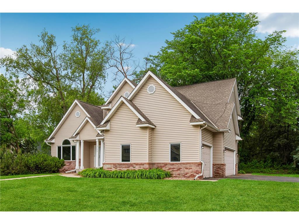 17123 Jonathan Court Lakeville MN 55044 7088100 image1