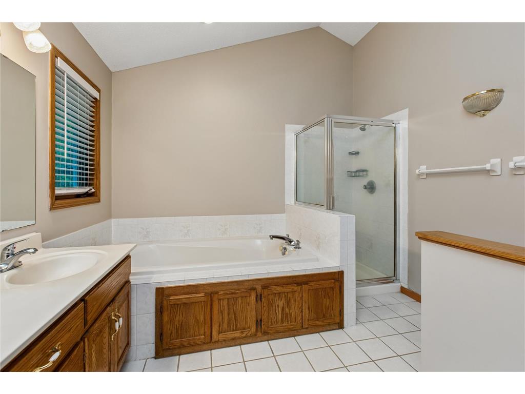 17123 Jonathan Court Lakeville MN 55044 7088100 image28