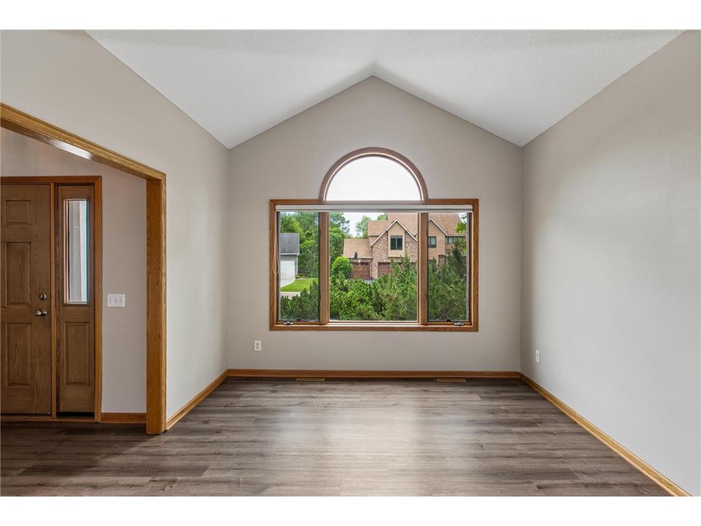 17123 Jonathan Court Lakeville MN 55044 7088100 image8