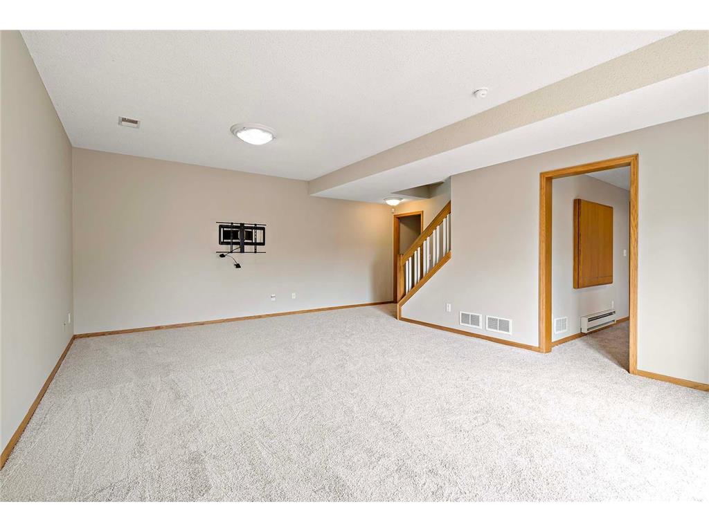 17126 Jonathan Court Lakeville MN 55044 7031947 image34