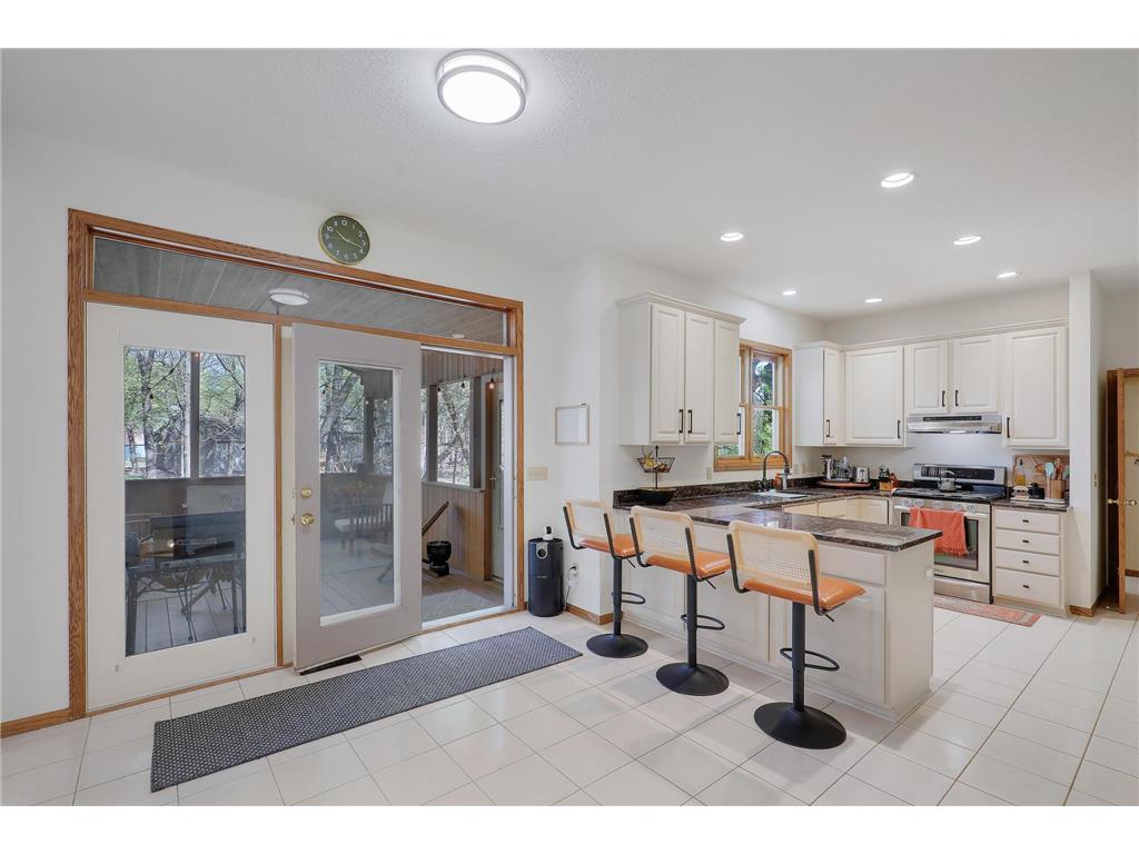 17126 New Market Drive Eden Prairie MN 55347 7027275 image23